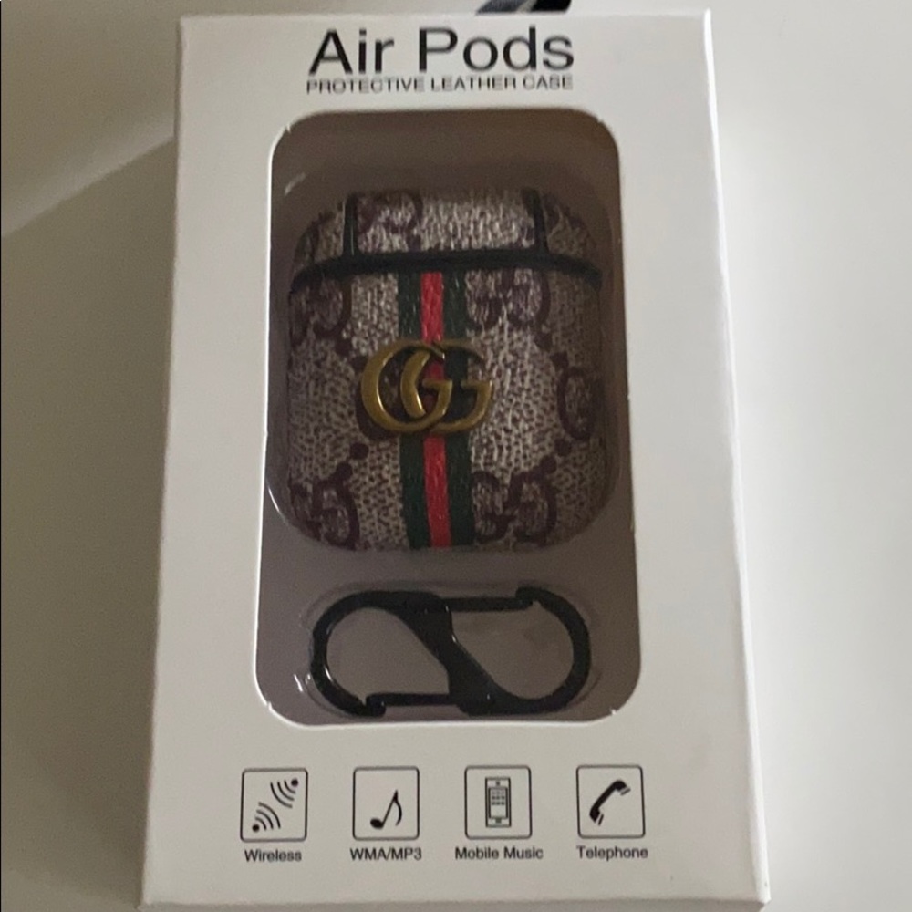 Gucci leather iPod case